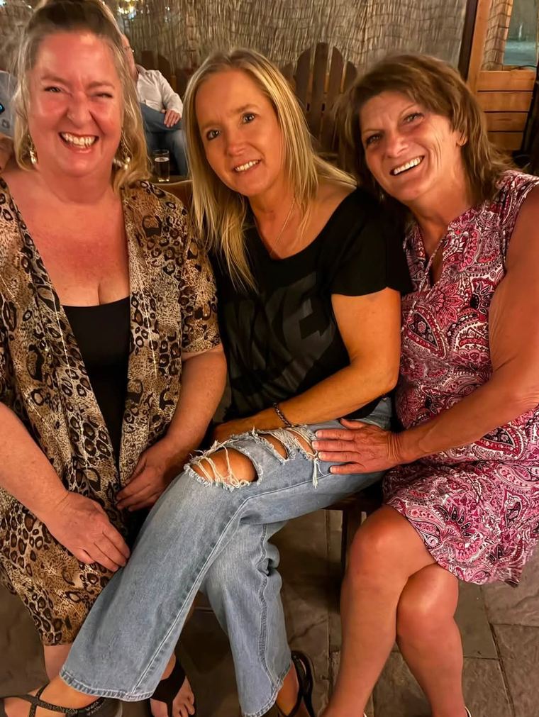 Smiling fans at the Thursday jam